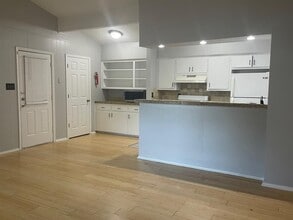 8003 Pinedale Cove in Austin, TX - Building Photo - Building Photo