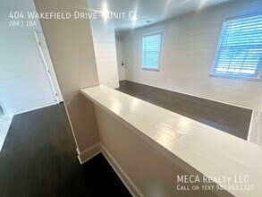 404 Wakefield Dr in Charlotte, NC - Building Photo - Building Photo