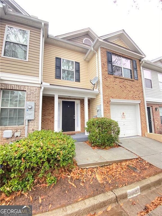 2933 Vining Ridge Terrace in Decatur, GA - Foto de edificio