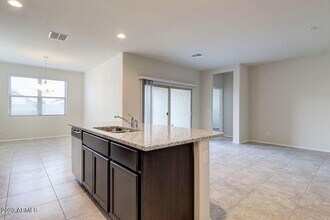 2432 E San Borja Trail in Casa Grande, AZ - Building Photo - Building Photo