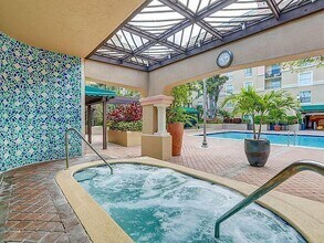 520 SE 5th Ave, Unit 1413 in Fort Lauderdale, FL - Building Photo - Building Photo