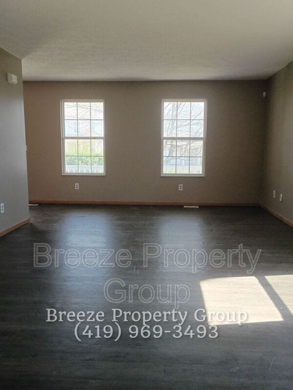 326 Wirt St in Youngstown, OH - Building Photo - Building Photo