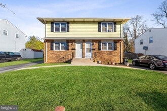 144 New Cedar Ln, Unit 2 in Hamilton Township, NJ - Building Photo - Building Photo