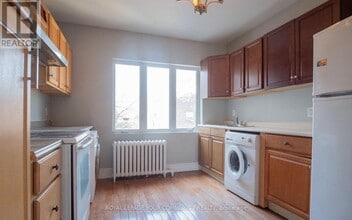 2396-2396 Dufferin St in Toronto, ON - Building Photo - Building Photo