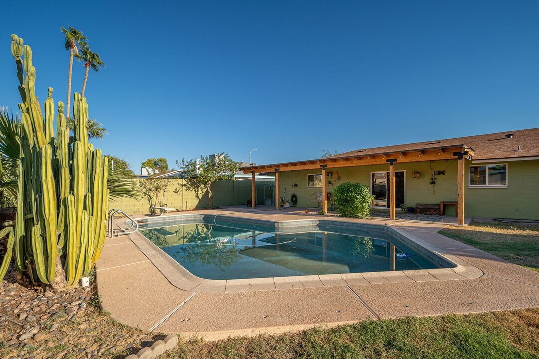 456 W Jasper Dr in Chandler, AZ - Building Photo