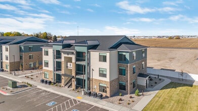 Lincoln Crossing Apartments in Idaho Falls, ID - Building Photo - Building Photo