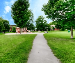 Bellwood Terrace in London, ON - Building Photo - Building Photo