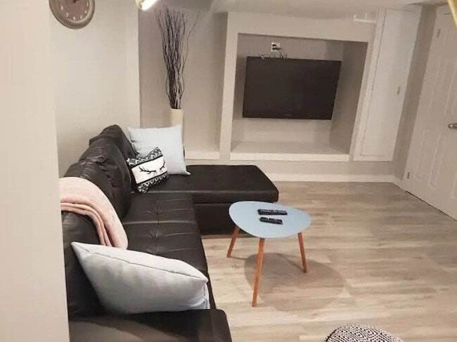 152 Essex St in Sarnia, ON - Building Photo - Building Photo