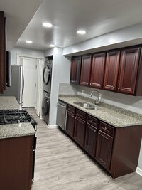 10200 Prince Pl, Unit 208 in Largo, MD - Building Photo - Building Photo