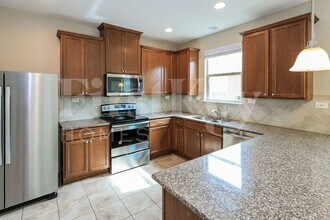 9958 Balboa Island in San Antonio, TX - Building Photo - Building Photo