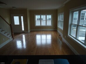 34 Pontiac St in Boston, MA - Building Photo - Building Photo