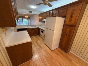 6215 Coral Lake Dr in Margate, FL - Foto de edificio - Building Photo