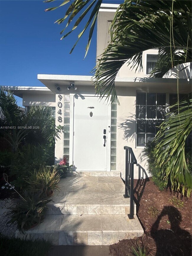 9048 Carlyle Ave in Surfside, FL - Building Photo - Building Photo
