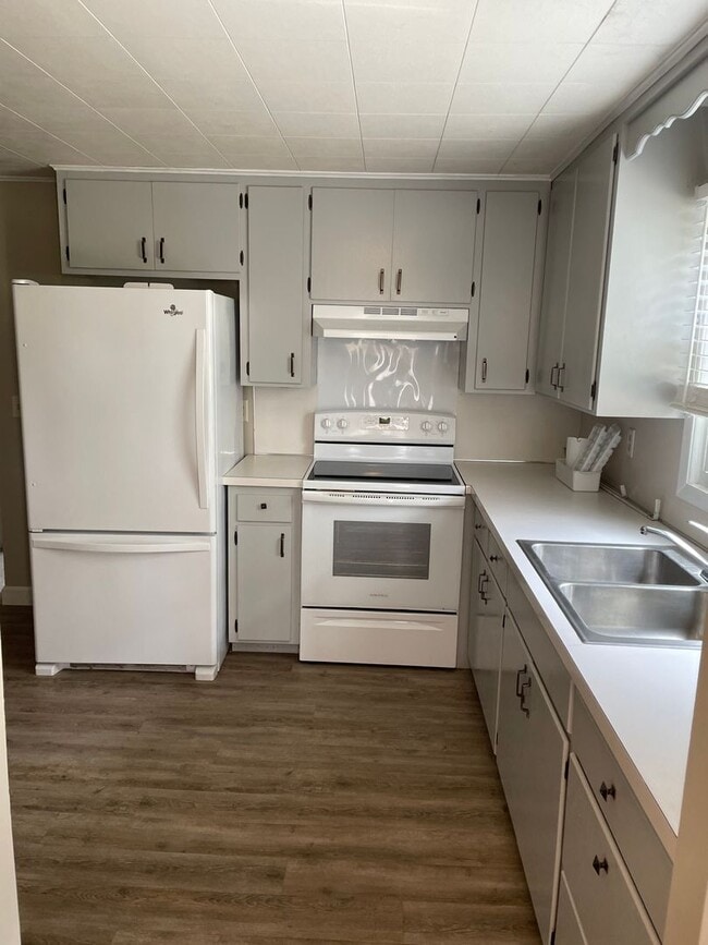 property at 3882 321st St W