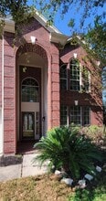 8801 Sun Haven Ln in Pearland, TX - Building Photo - Building Photo
