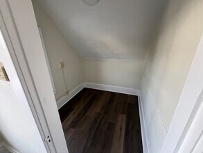 2562 Collis Ave in Huntington, WV - Building Photo - Building Photo