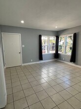 8933 Elizabeth Ave in South Gate, CA - Building Photo - Building Photo