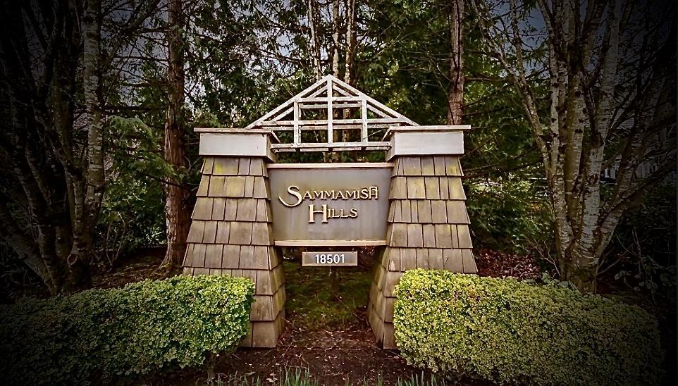 18501 SE Newport Way in Issaquah, WA - Building Photo