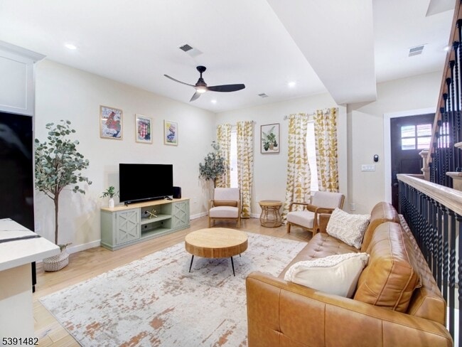 16 Eagles St in Newark, NJ - Building Photo - Building Photo