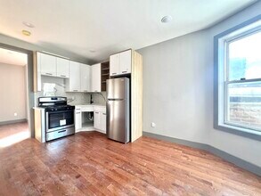 39 Van Wagenen Ave in Jersey City, NJ - Building Photo - Building Photo