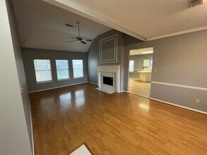 16027 Silver Valley Dr in Houston, TX - Building Photo - Building Photo