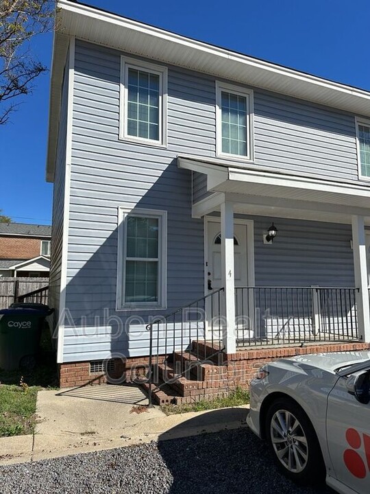 4 Londonderry Square in Cayce, SC - Building Photo