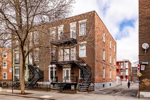 2023-2031 Dezery Rue in Montréal, QC - Building Photo