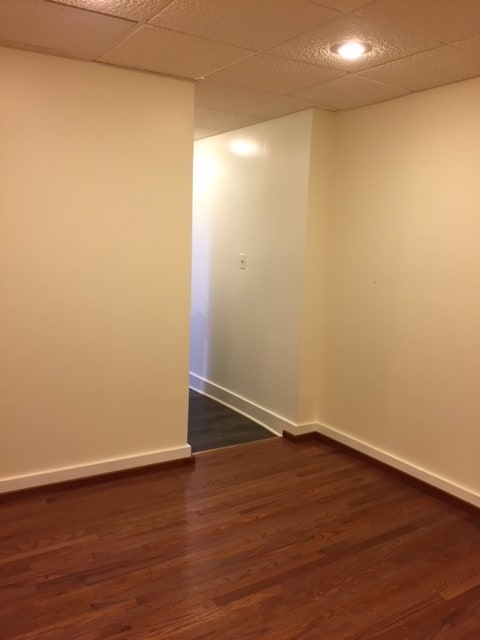 3457 Chestnut Ave, Unit First Floor in Baltimore, MD - Foto de edificio - Building Photo
