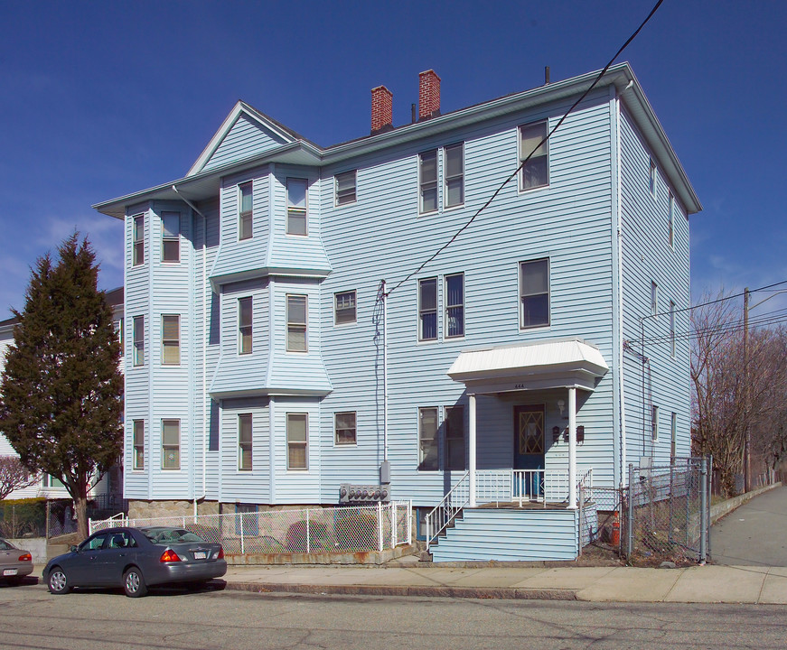 444 Center St in Fall River, MA - Building Photo