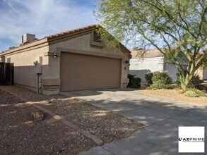 3038 E Blackhawk Dr in Phoenix, AZ - Building Photo - Building Photo