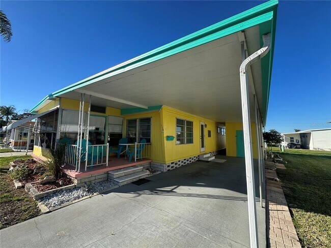 115 Rachel Dr in Tarpon Springs, FL - Foto de edificio - Building Photo