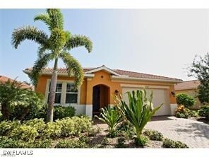 13526 Cambridge Ln in Naples, FL - Building Photo