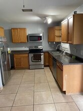 413 NE 24th Pl, Unit 413 in Cape Coral, FL - Building Photo - Building Photo
