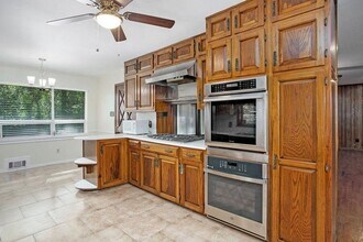 2837 Hermosa Dr in Decatur, GA - Building Photo - Building Photo