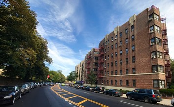 4700 Broadway in New York, NY - Building Photo - Primary Photo