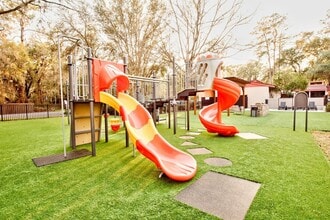 Madison Pointe in Gainesville, FL - Foto de edificio - Building Photo