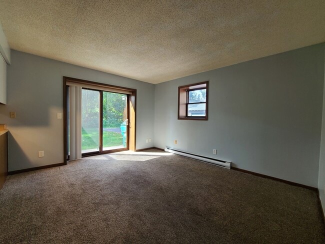 7810 Stevensville-Baroda Rd in Baroda, MI - Building Photo - Building Photo