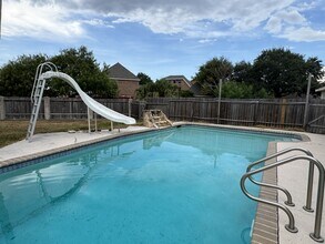 7033 Bevington Dr in Corpus Christi, TX - Building Photo - Building Photo