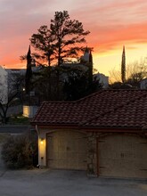 111 Lachite in Horseshoe Bay, TX - Foto de edificio - Building Photo