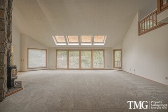 2620 R St in Washougal, WA - Building Photo - Building Photo