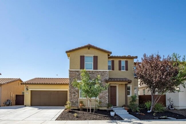 property at 324 Jasmine Dr