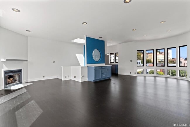 property at 4 Museum Way