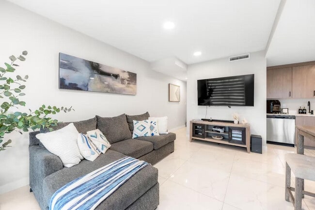 14311 SW 258th Ln in Homestead, FL - Building Photo - Building Photo