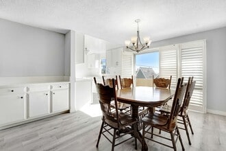 12246 Montana Ave in Los Angeles, CA - Building Photo - Building Photo