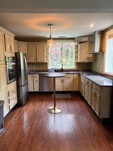 35 2nd Ave in Port Jefferson, NY - Foto de edificio - Building Photo