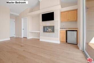 6408 Lunita Rd in Malibu, CA - Building Photo - Building Photo