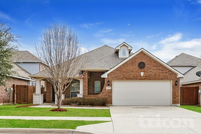 property at 625 Fox View Dr