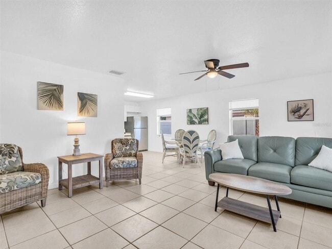 103 W Park St in Tarpon Springs, FL - Building Photo - Building Photo