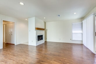 3007 Allister St in Dallas, TX - Building Photo - Building Photo