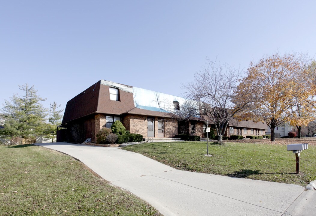 1311-1333 Orchard Park Dr in Columbus, OH - Building Photo